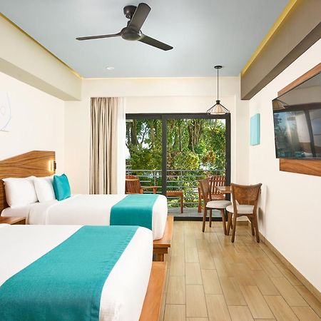 בקאלאר Cristalino Lagoon Front Hotel, Restaurant & Spa מראה חיצוני תמונה