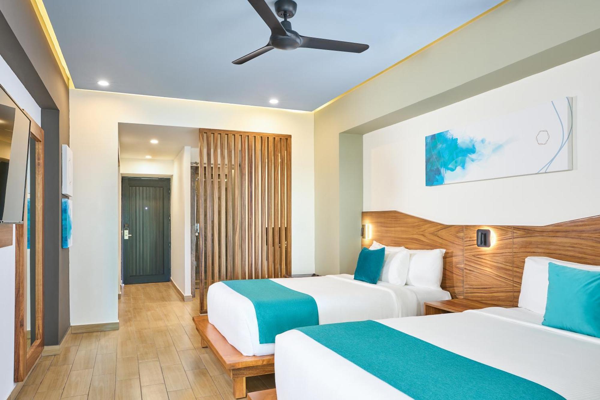 בקאלאר Cristalino Lagoon Front Hotel, Restaurant & Spa מראה חיצוני תמונה