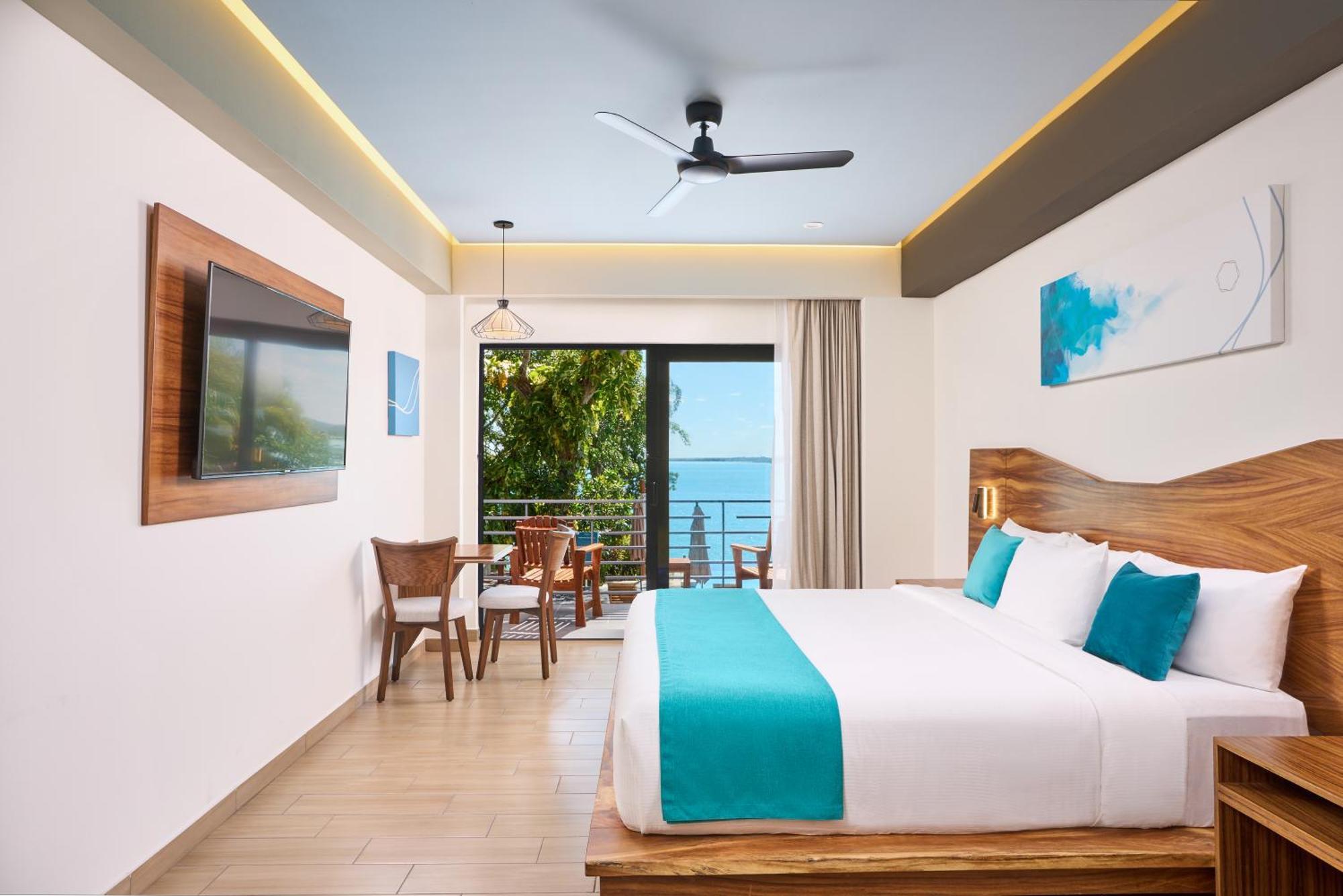 בקאלאר Cristalino Lagoon Front Hotel, Restaurant & Spa מראה חיצוני תמונה