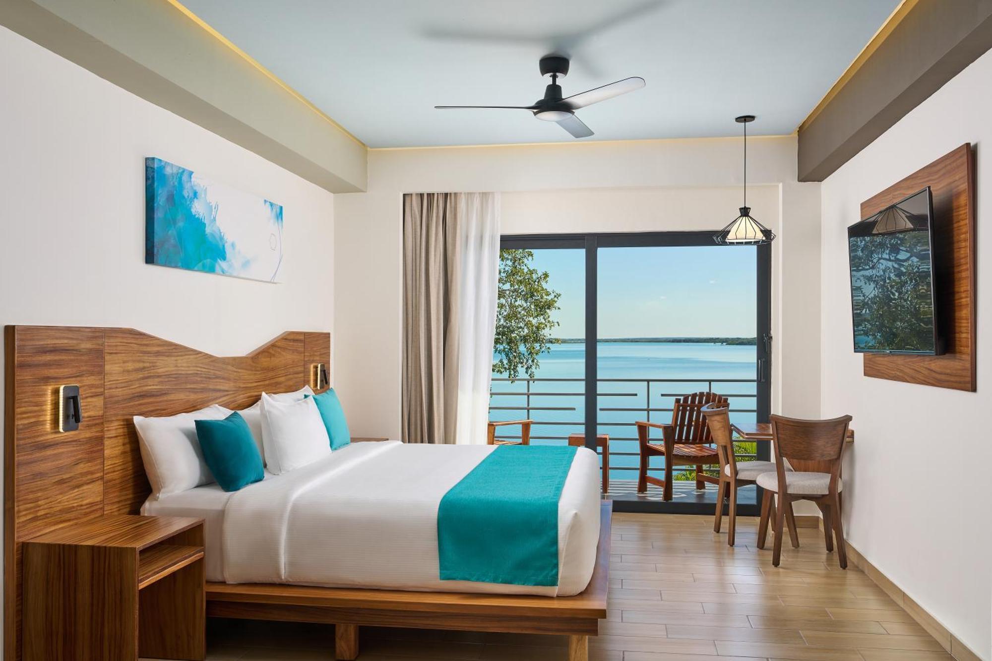 בקאלאר Cristalino Lagoon Front Hotel, Restaurant & Spa מראה חיצוני תמונה