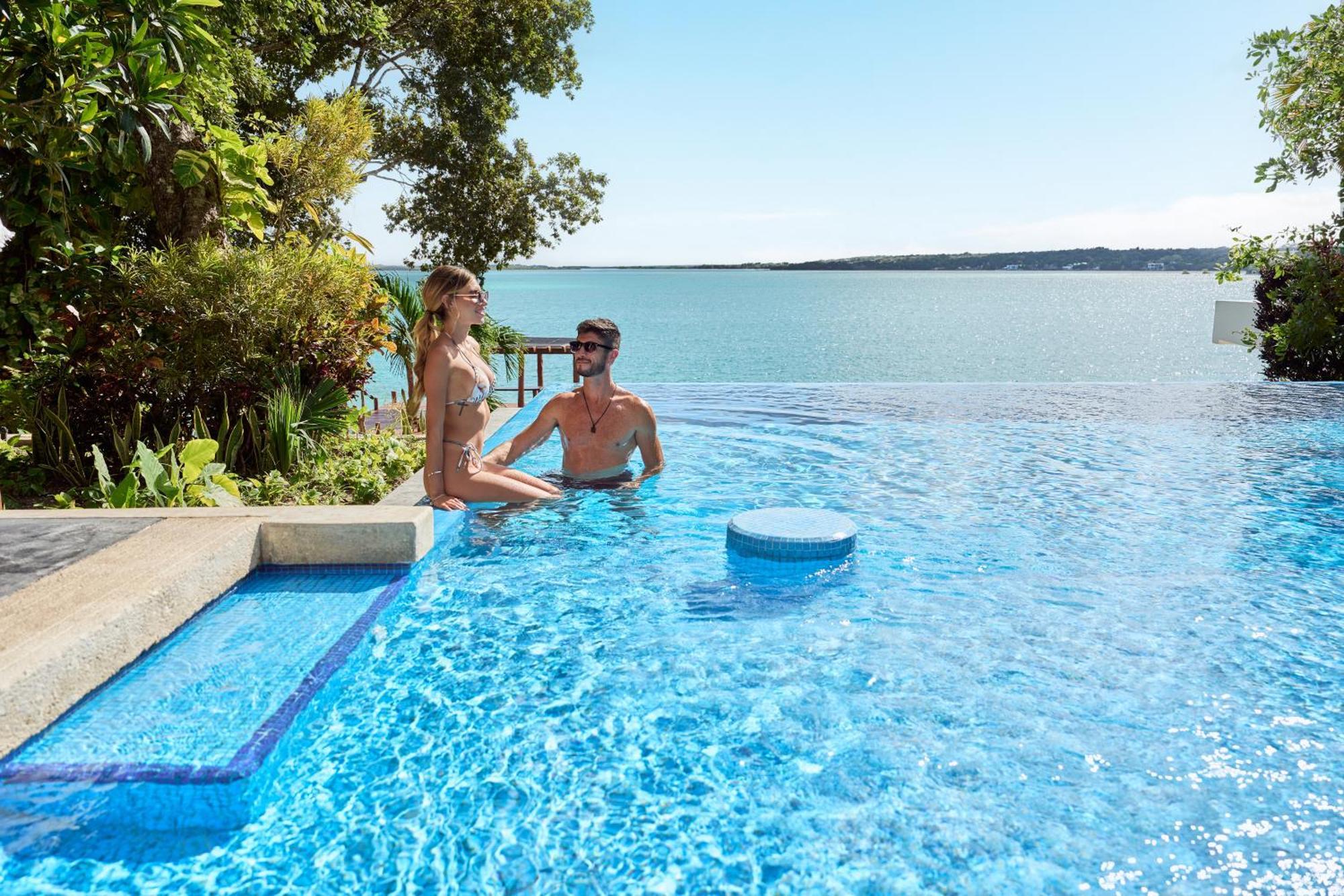 בקאלאר Cristalino Lagoon Front Hotel, Restaurant & Spa מראה חיצוני תמונה